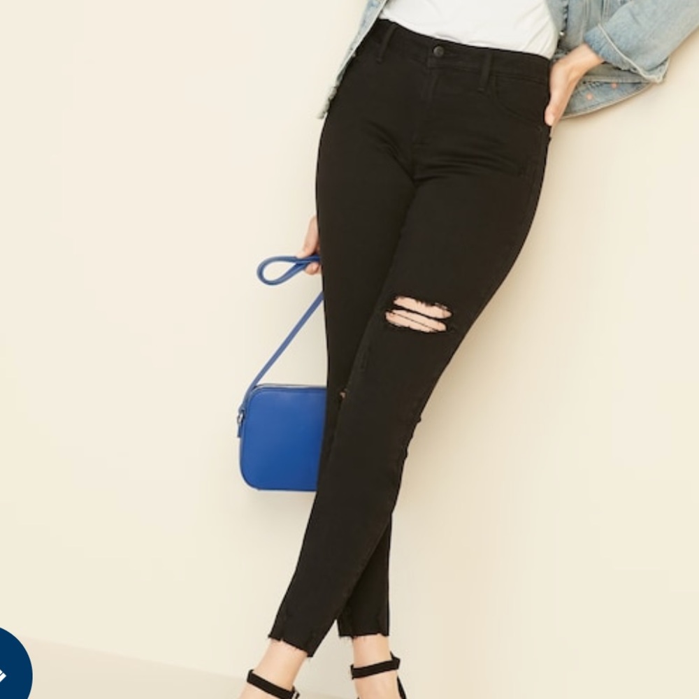 Old Navy Rockstar Super Skinny Jeans